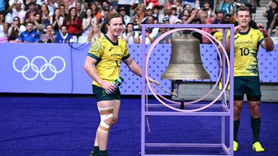 Bell tolls final time for Aussie sevens skipper Malouf