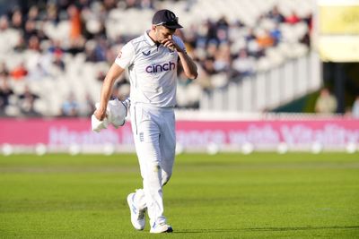 England’s Mark Wood to miss day four against Sri Lanka due to thigh injury