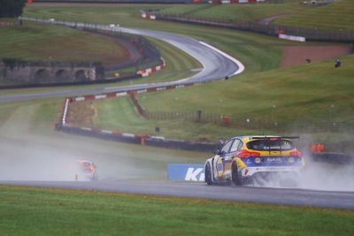 BTCC Donington Park: Cammish fastest in unrepresentative practice