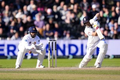 Joe Root guides England to battling win over Sri Lanka at Old Trafford