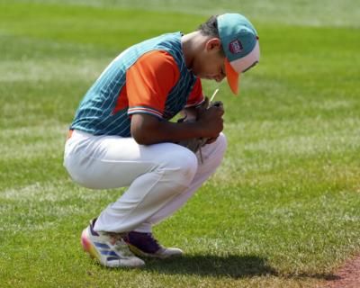 Taiwan's Lai Cheng-Xi Dominates, Advances To LLWS Championship