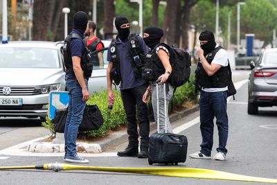 French police arrest man suspected of fire attack on synagogue