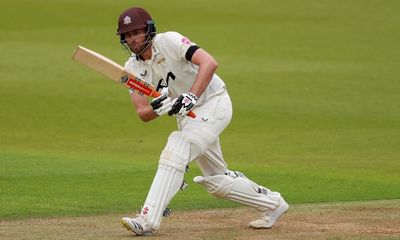 Surrey beat Lancashire, Warks draw with Somerset: county cricket day four – as it happened