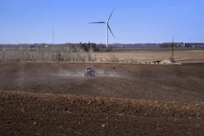 Minnesota Leads Clean Energy Transition With Permitting Reforms