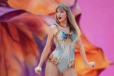 Taylor Swift's Generous Donations Support Food Banks Amid Challenges