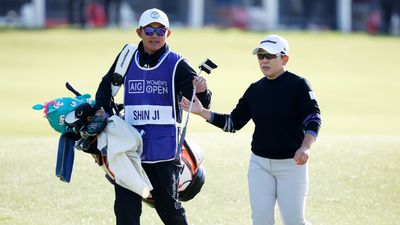 Who Is Jiyai Shin's Caddie?