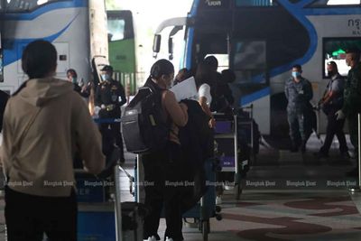 Complaints over illegal Chinese bus services