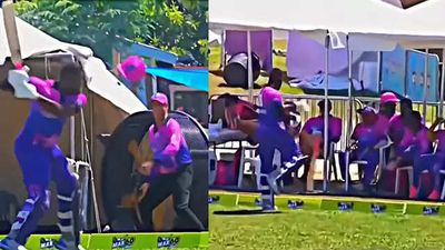 Carlos Brathwaite loses cool, smashes helmet and throws bat - Watch