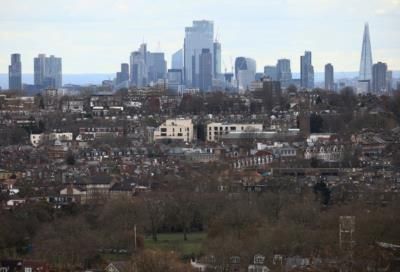 Fire Engulfs London Apartment Building, Two Hospitalized