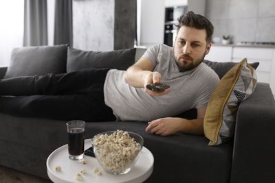 Every Extra Hour Of TV In Your 20's Raises Heart Disease Risk, Study Says