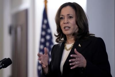 Kamala Harris Balances Incumbency With Freshness On Campaign Trail