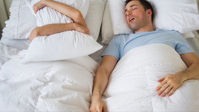 How to stop snoring immediately — pro tips from a sleep doctor