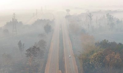 Brazil minister declares ‘war’ with fire as smoke cloaks Brasília and São Paulo