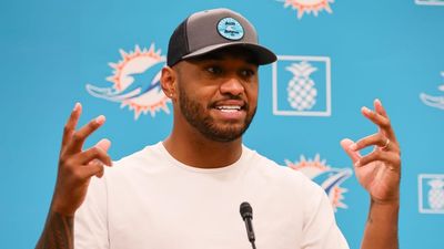 Dolphins' Tua Tagovailoa Addresses Controversy Caused by Brian Flores Comments