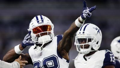 NFL World Roasts Jerry Jones for Approach to CeeDee Lamb's New Cowboys Contract