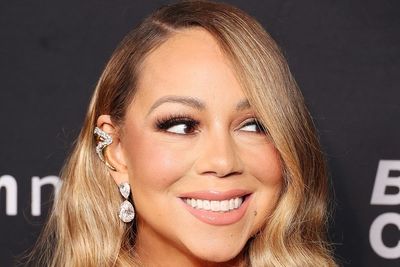 Mariah Carey's mother and sister died on the same day. The singer says her 'heart is broken'