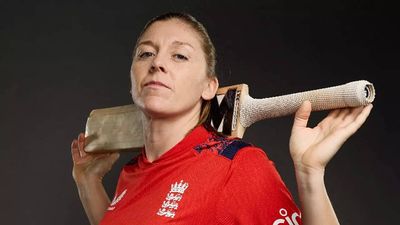 Selection surprises as England announce squad for Women's T20 World Cup