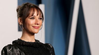 “My dad’s a musical genius. That’s the last thing I want to do, is try my hand at that”: Why Rashida Jones didn’t follow in her father Quincy's footsteps