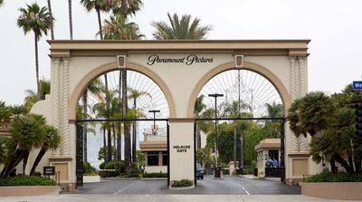 Edgar Bronfman Jr.’s Bid for Paramount Fades to Black