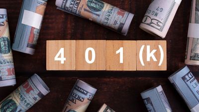 The Truth About 401(k)s: 7 Big Benefits and 4 Drawbacks