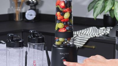 Salter’s new Kuro Actifusion Blender could give the Ninja Blast a run for its money