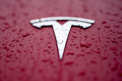 Tesla lawsuit challenging Louisiana ban on direct car sales from plants revived by appeals court