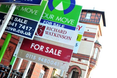 Homes with asking price reductions take twice as long to sell, says Zoopla