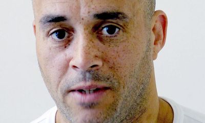 UK gangster Curtis Warren admits breaches of crime prevention order