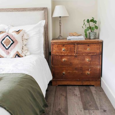 10 vinyl flooring ideas for bedrooms that will persuade you to ditch the carpet for easy-to-care for vinyl