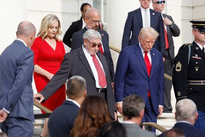 Trump "incident" at Arlington cemetery