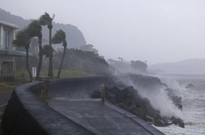 Typhoon Shanshan Brings Strong Winds And Heavy Rain To Japan