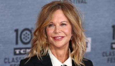 Meg Ryan Enjoys Shopping Date With Daughter In New York