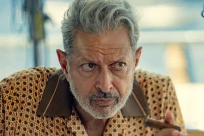 Kaos review: Jeff Goldblum is an obnoxious Greek god in Netflix’s not-so-heavenly comedy