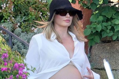 Margot Robbie Brutally Trolled For Showing Off Baby Bump: “Have A Bit Of Decency”