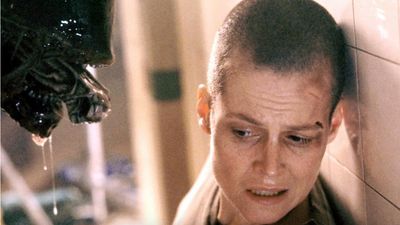 Sigourney Weaver says studio was "idiotic" to not support David Fincher's vision on Alien 3