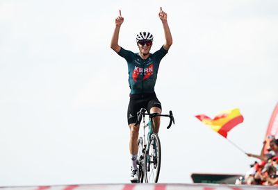 Vuelta a España: Pablo Castrillo holds off chasers and wins stage 12 atop Manzaneda