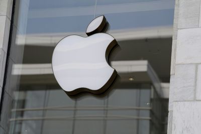 Apple In Talks To Invest In OpenAI: Report