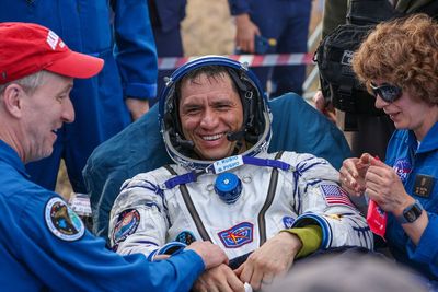 NASA record holder can relate to astronauts stuck in space. He was, too