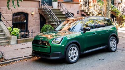 2025 Mini Countryman SE ALL4 EPA Range Rating: Up To 212 Miles