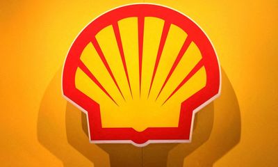 Shell to cut hundreds of jobs in oil and gas exploration operations