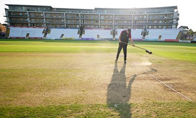 County cricket: Surrey v Nottinghamshire, Somerset v Durham, and more – as it happened