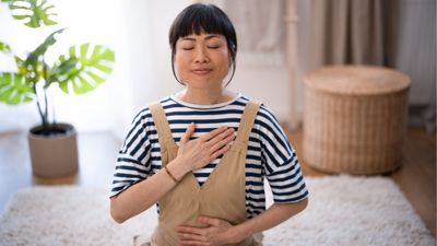 A physical therapist says desk workers should do these moves every hour—here's what happened when I tried them for a week