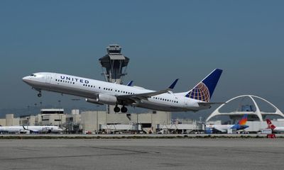 Severe turbulence injures seven people on United Airlines flight from Cancun