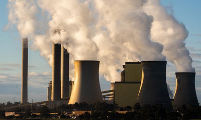 Emissions from Australian coal-fired power stations rise as wind and hydro dip