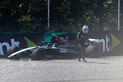 Wolff backs Antonelli after crash on Mercedes FP1 debut