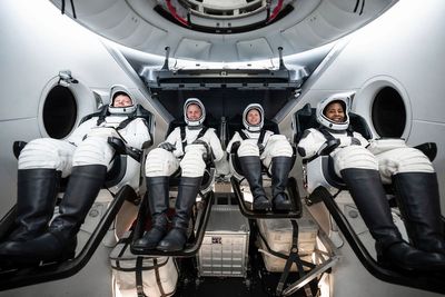 NASA cuts 2 from next SpaceX flight to make room for astronauts stuck at space station