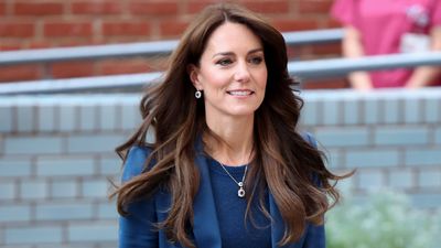 Kate Middleton's head-to-toe sapphire suit showed the chic and timeless power of colour-blocking