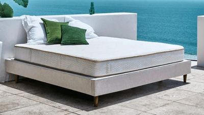 What is the Saatva Zenhaven mattress and should you buy it in the Labor Day sales?