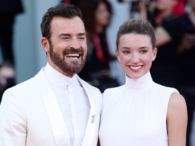 The special detail in Justin Theroux’s engagement ring for Nicole Brydon Bloom