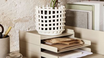 How to organize paperwork at home – 6 steps to fabulous filing